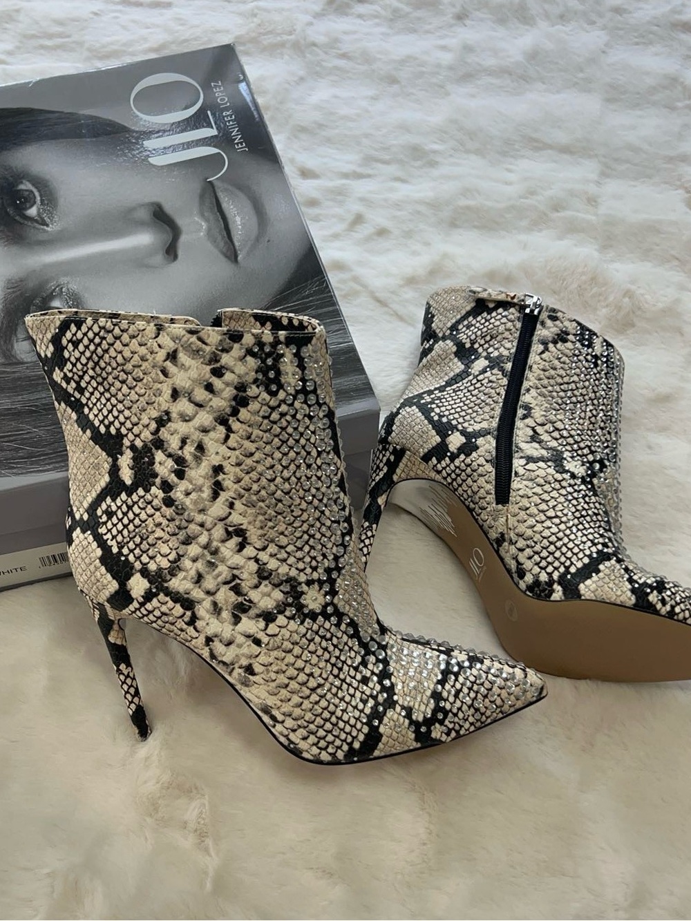 JLO Jennifer Lopez Snake Print Rhinestone Stiletto Ankle Boots Size 8 nwot